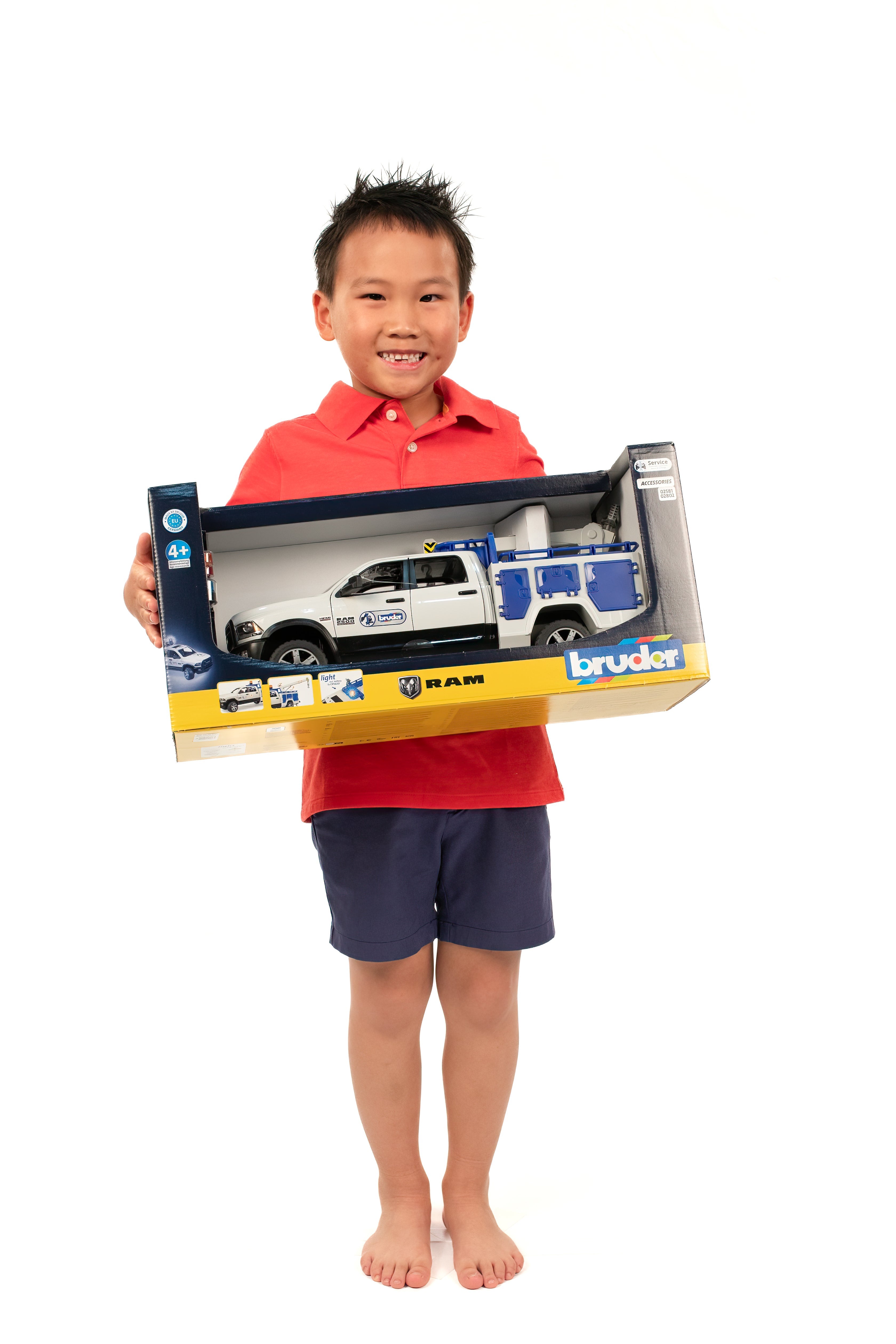 https://cdn.shopify.com/s/files/1/0441/2971/4331/files/02509InBoxSebastian-6F1A2505.jpg?v=1730920768