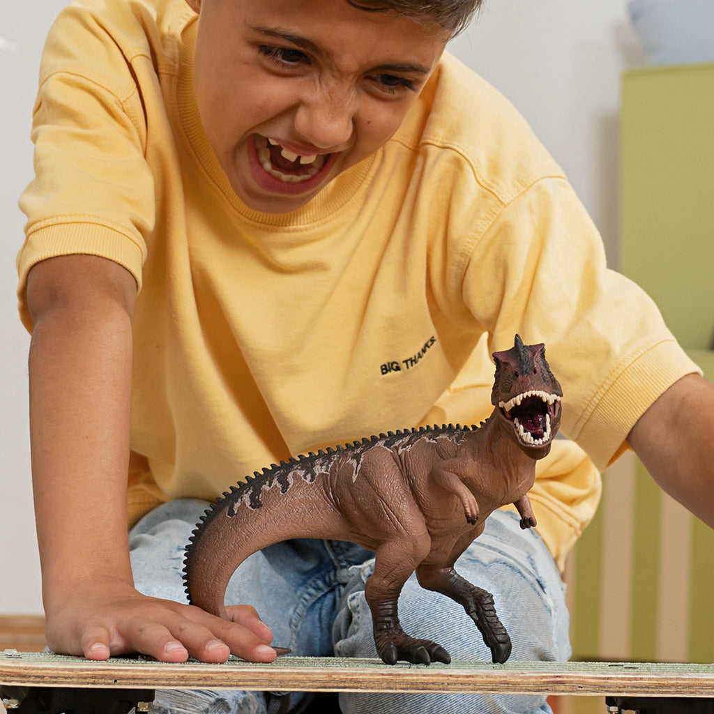 Giganotosaurus Rex Figure