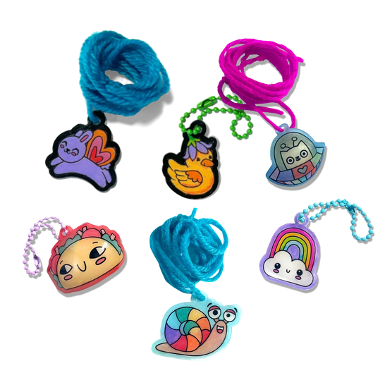 https://cdn.shopify.com/s/files/1/0712/0165/3010/files/161-166-Description-Shrink-its_DIYshrinkartkitDeluxe_E1-3000px_1024x1024_2x_1c891d59-e921-4e41-81eb-ee1f447215d3.webp?v=1770841853