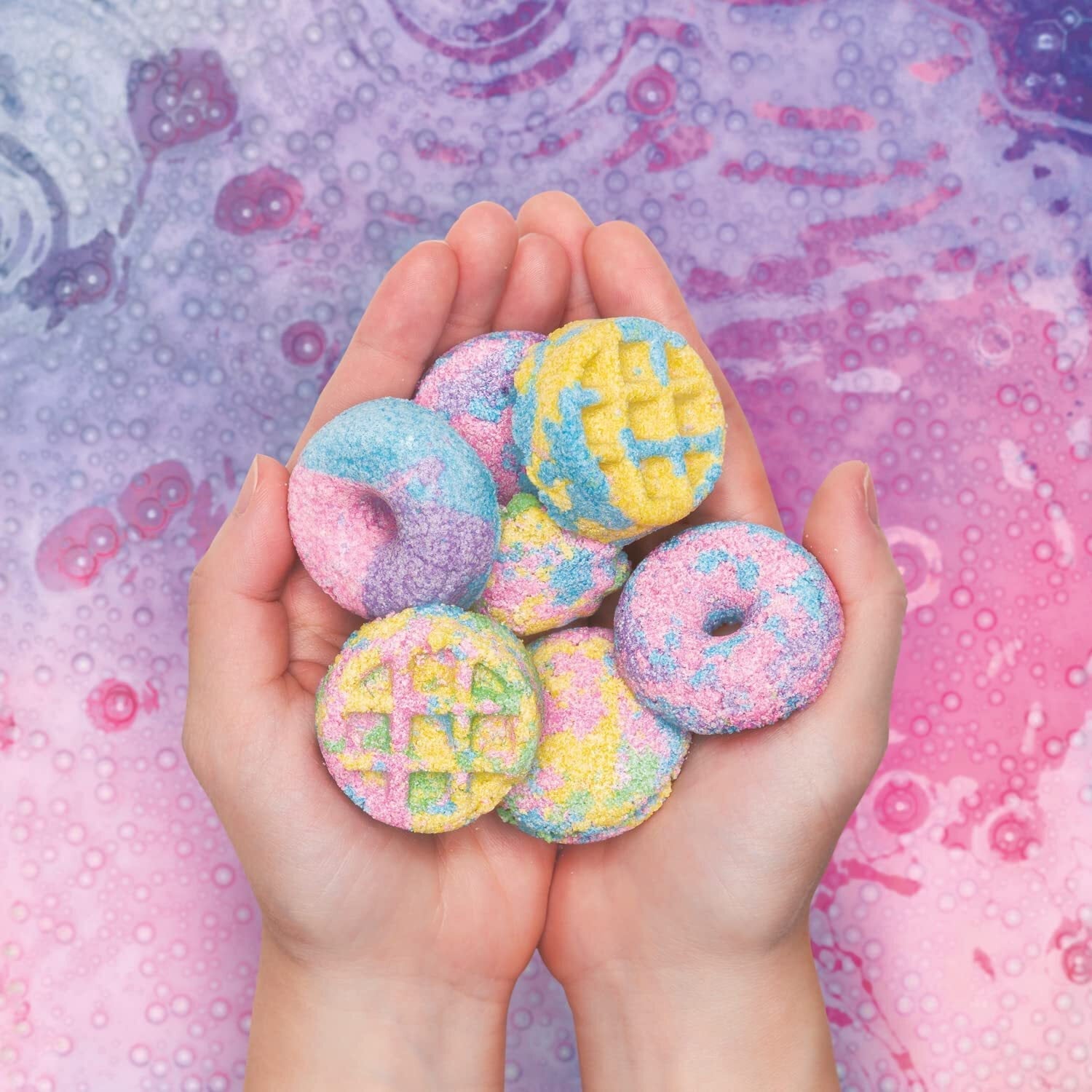 Klutz Scented Bakery Bath Bomb DIY Craft Kit