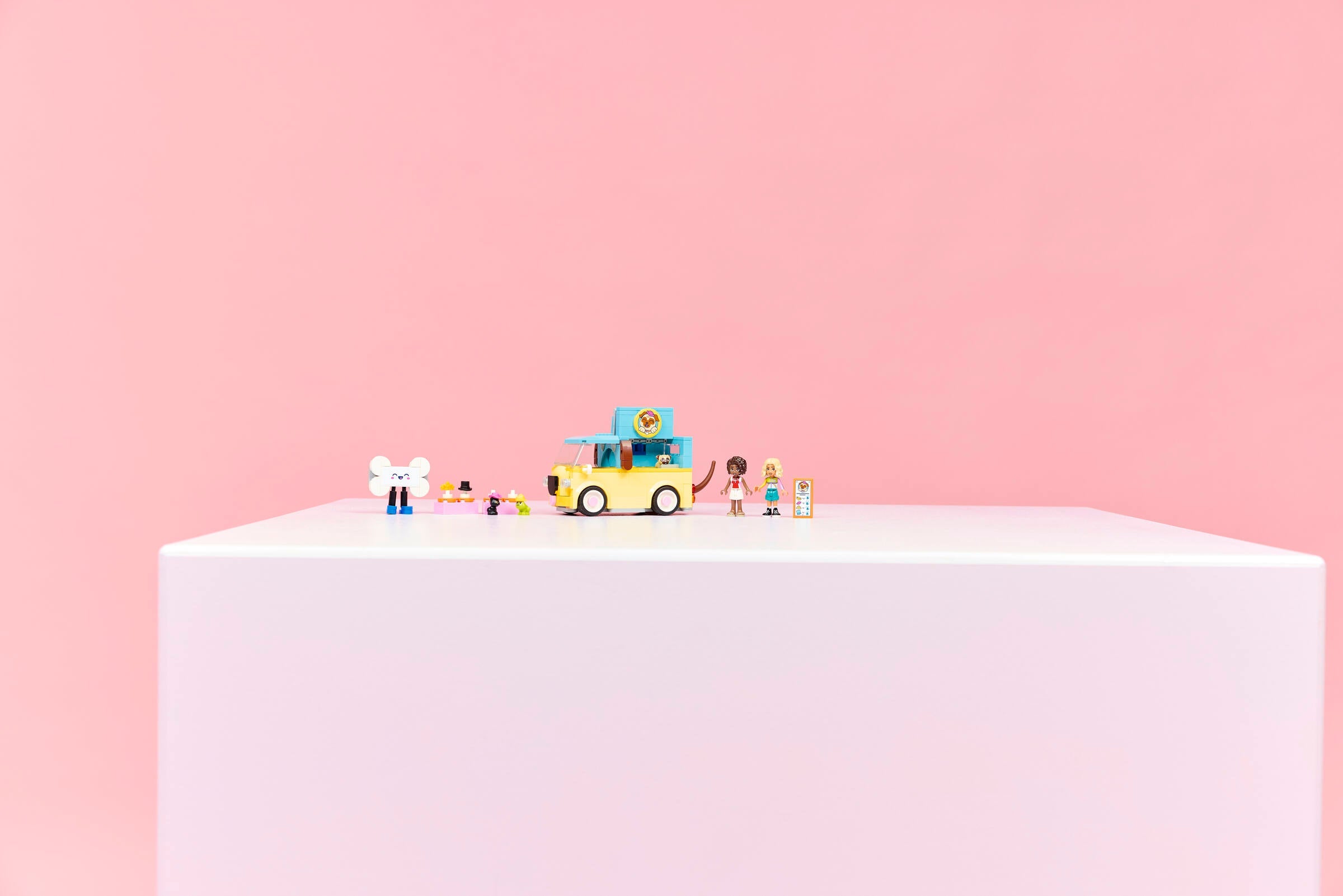 https://www.lego.com/cdn/cs/set/assets/blt290e696feada4d0c/42678_Lifestyle_Envr_en-gb.jpg