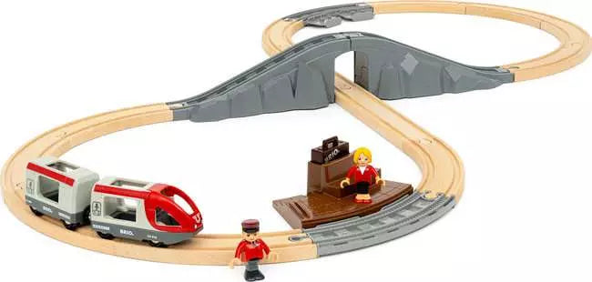 BRIO World Starter Travel Train Set