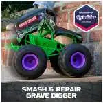 Monster Jam Smash & Bash Grave Digger R/C Vehicle