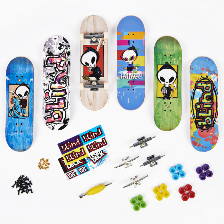 https://www.toysrus.ca/dw/image/v2/BDFX_PRD/on/demandware.static/-/Sites-toys-master-catalog/default/dwabaf2402/images/74C97B4A_6.jpg?sw=767&sh=767&sm=fit