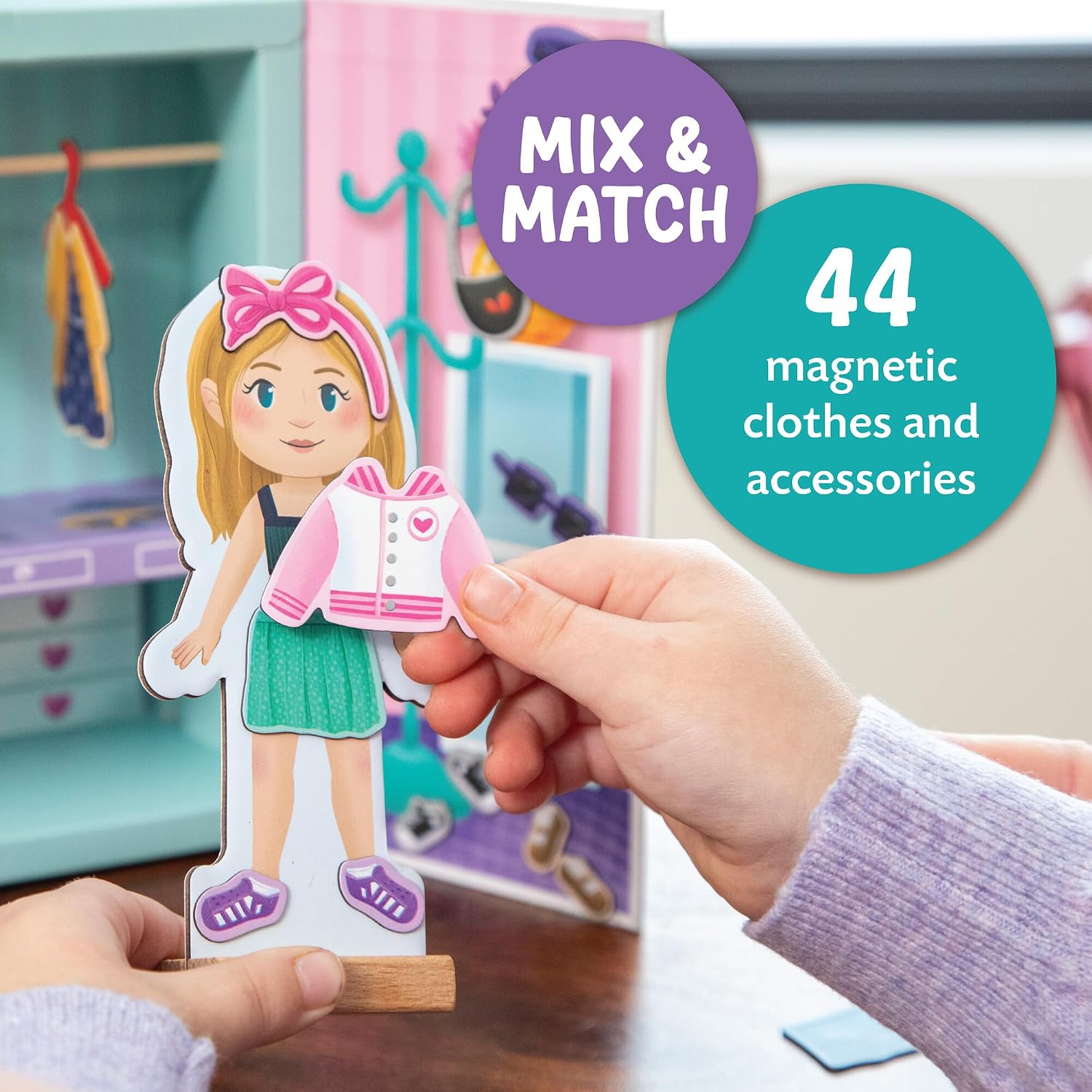 Peaceable Kingdom Fashion Friends Magnetic Dress Up Playset 50+ Pieces