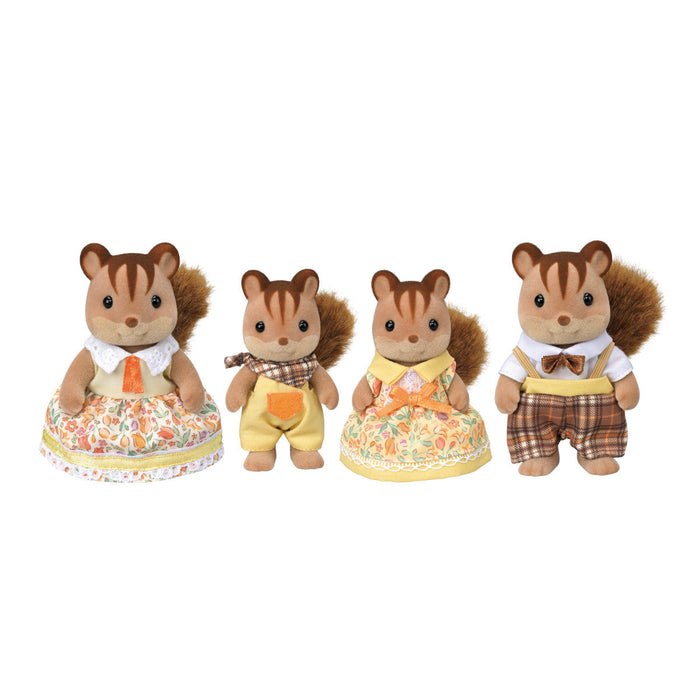 Epoch Everlasting Play Walnut Squirrel Family 4-Piece