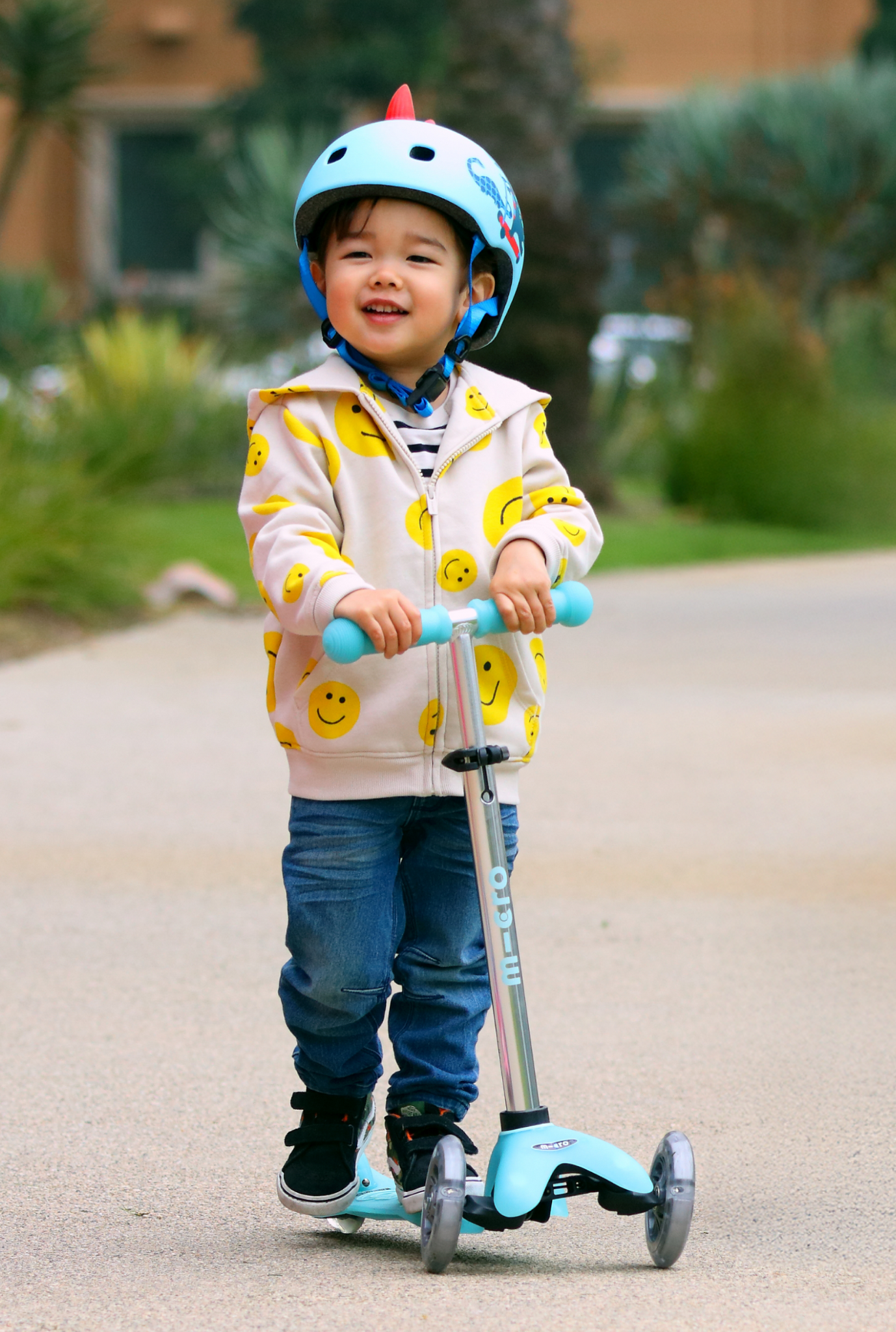 Micro Mini Glow Scooter Aqua