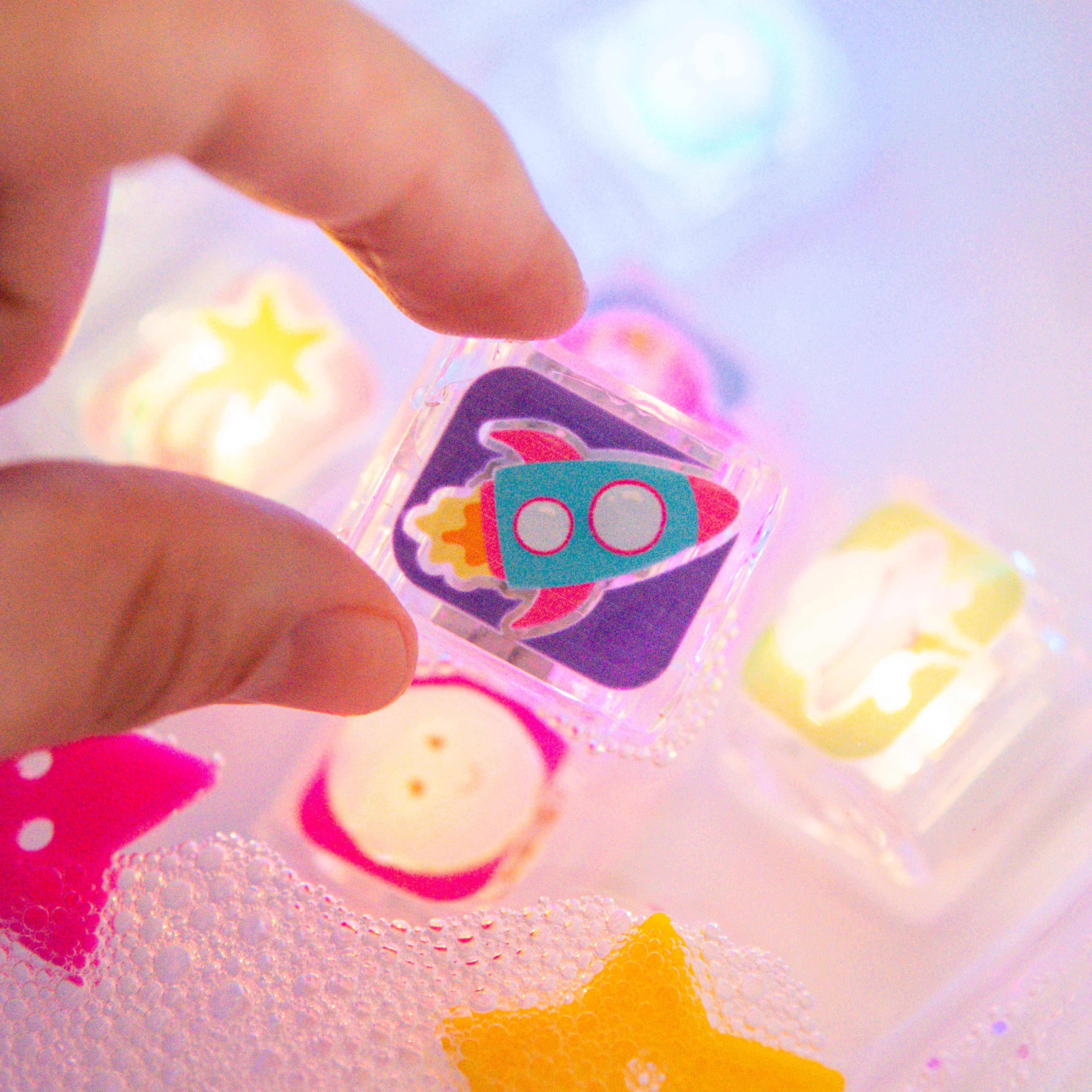 Glo Pals Space Light-Up Sensory Cubes 6-Pack Multi-Color Glow