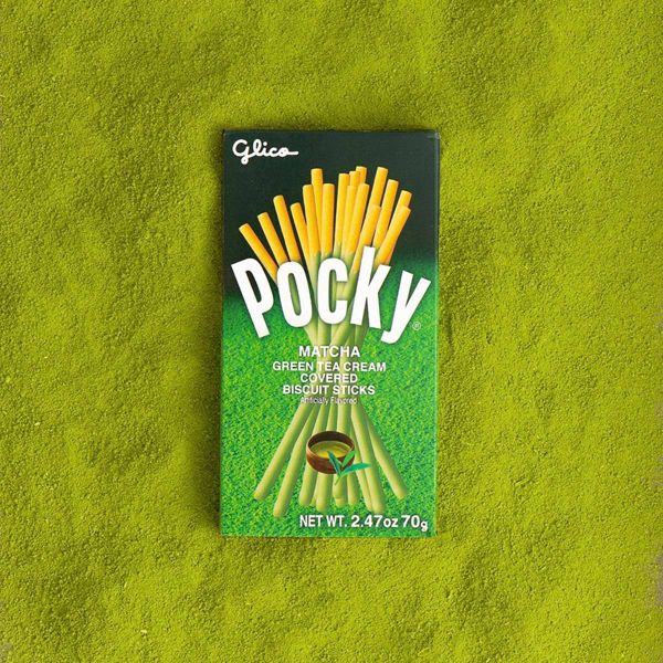 Glico Pocky Matcha Green Tea Cream Covered Biscuit Sticks - 2.47oz