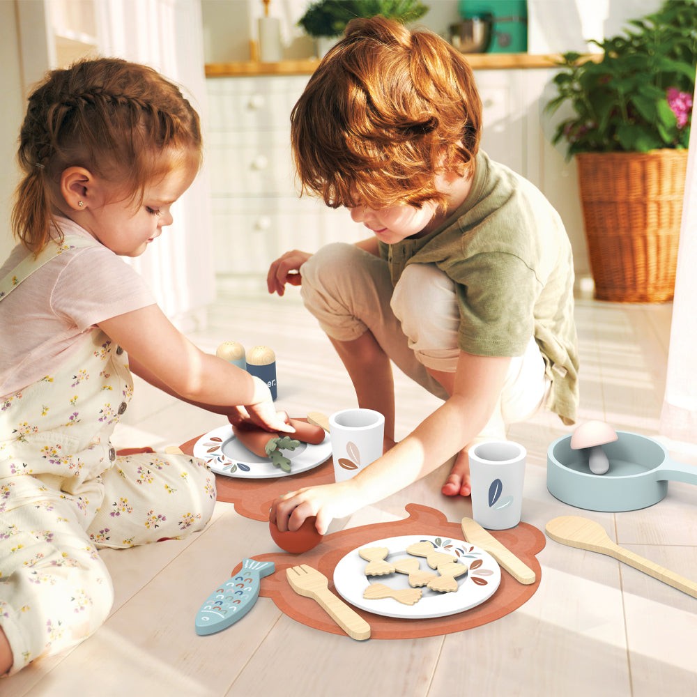 Speedy Monkey Wooden Kitchen Party Set with 20 Accessories
