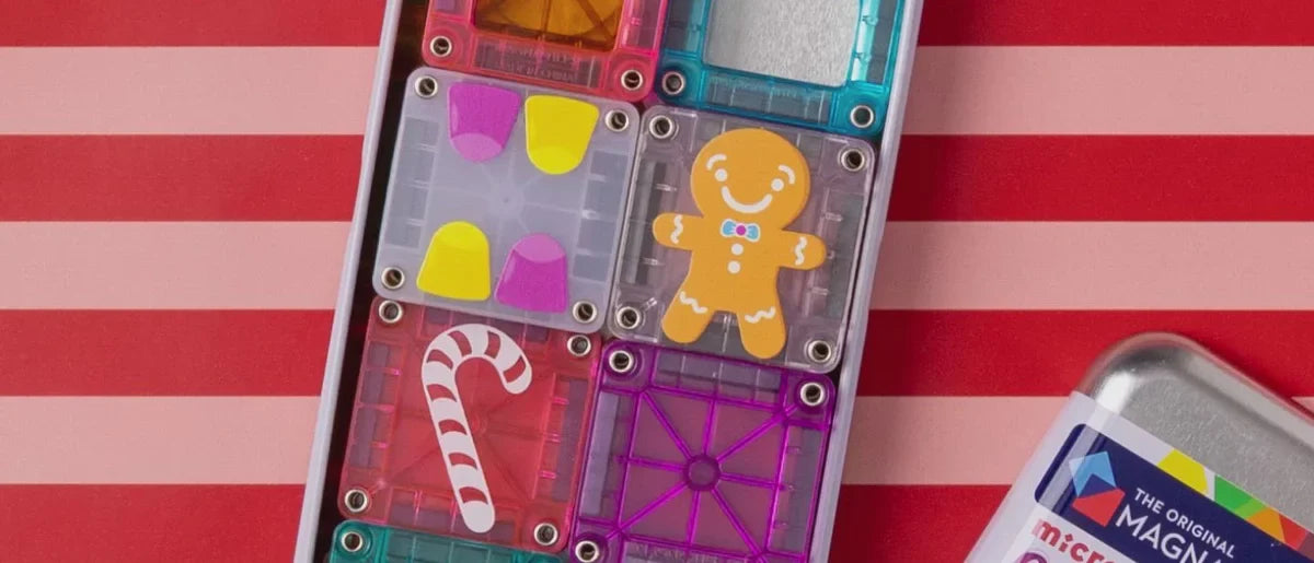 MAGNA-TILES MicroMAGS Travel Gingerbread House Toy Set