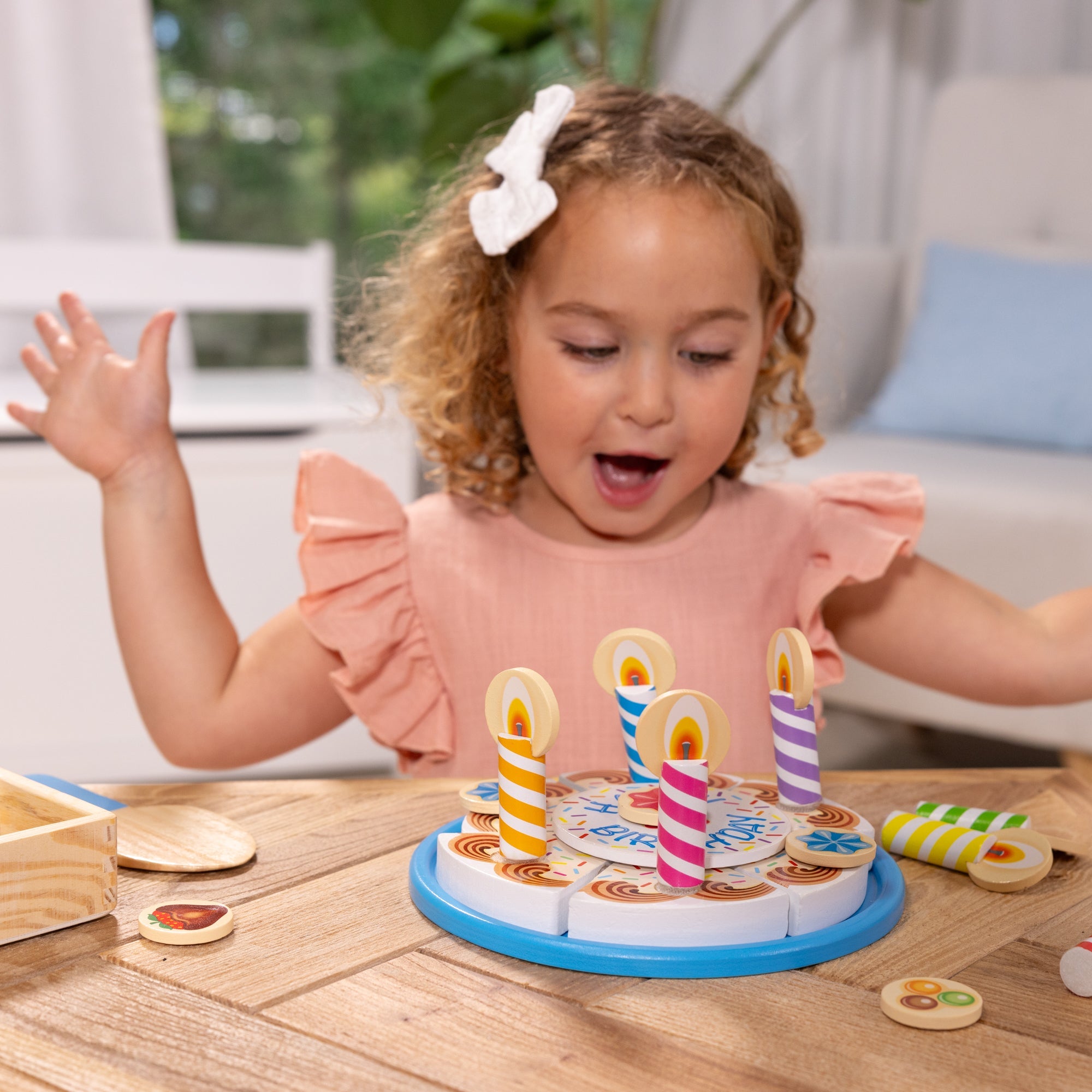 Melissa & Doug Wooden Birthday Cake Pretend Play Set