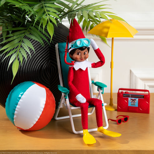 Elf on the Shelf: Polar Props™ Beach Vacation Set