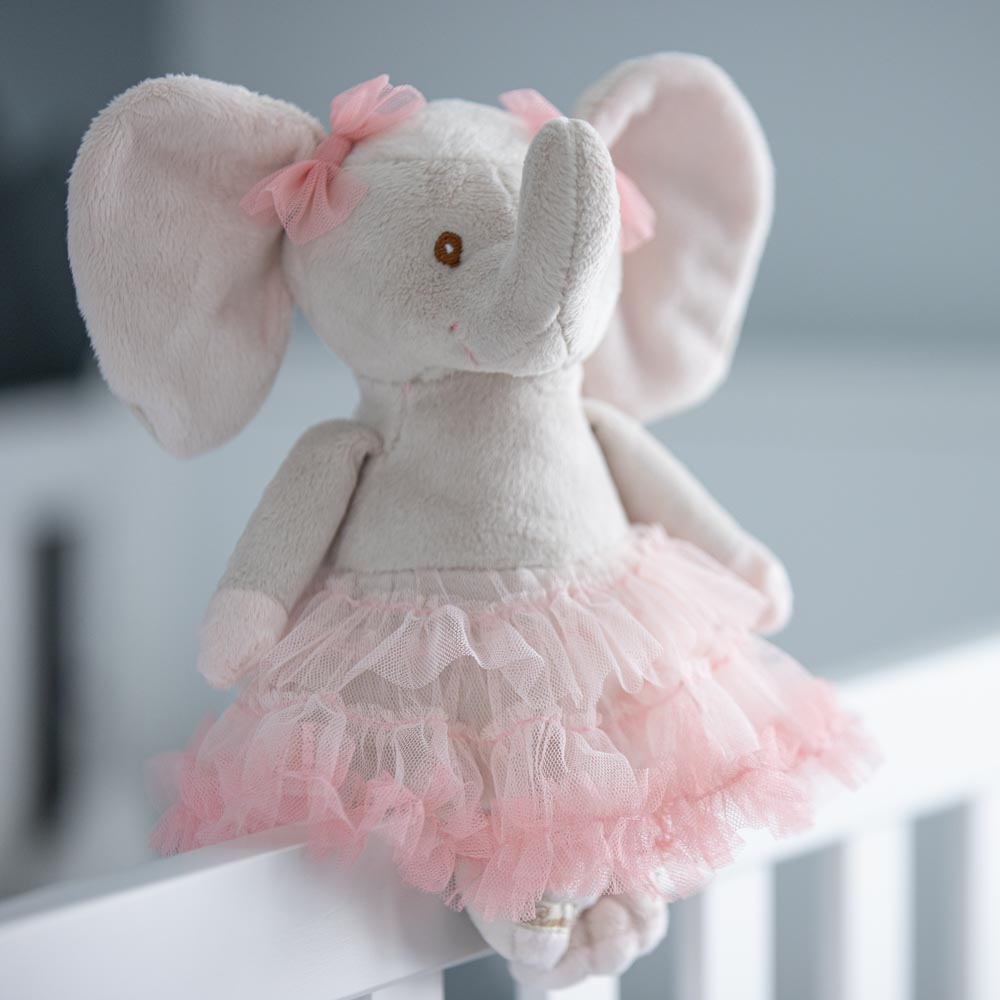 https://cdn.shopify.com/s/files/1/0502/2580/7536/products/Prettyaugustaelephantbukowskidesignbears.jpg?v=1689778318