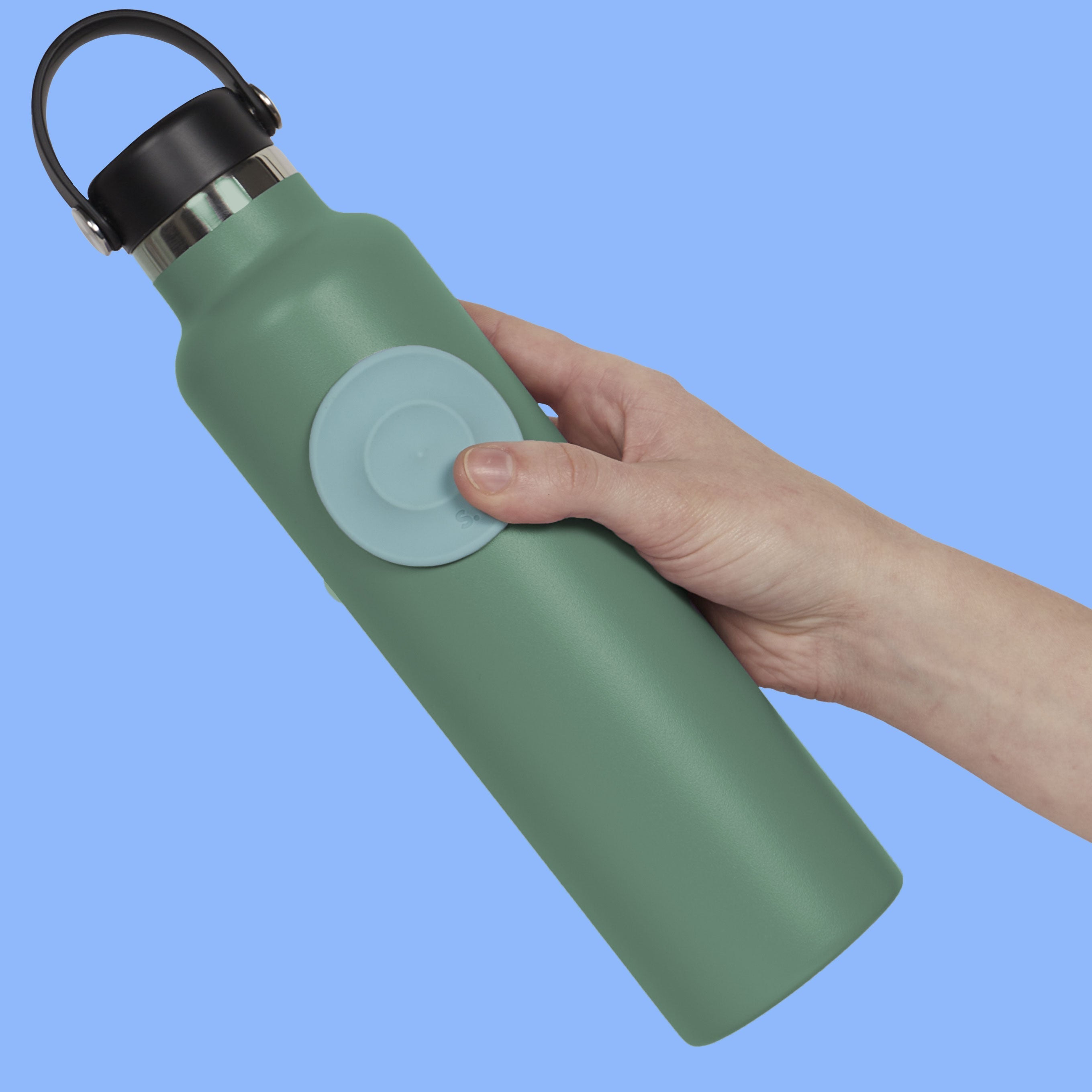 https://cdn.shopify.com/s/files/1/0756/6183/6582/files/SlabsCirclePathGreen_Bottle1.jpg?v=1767716620
