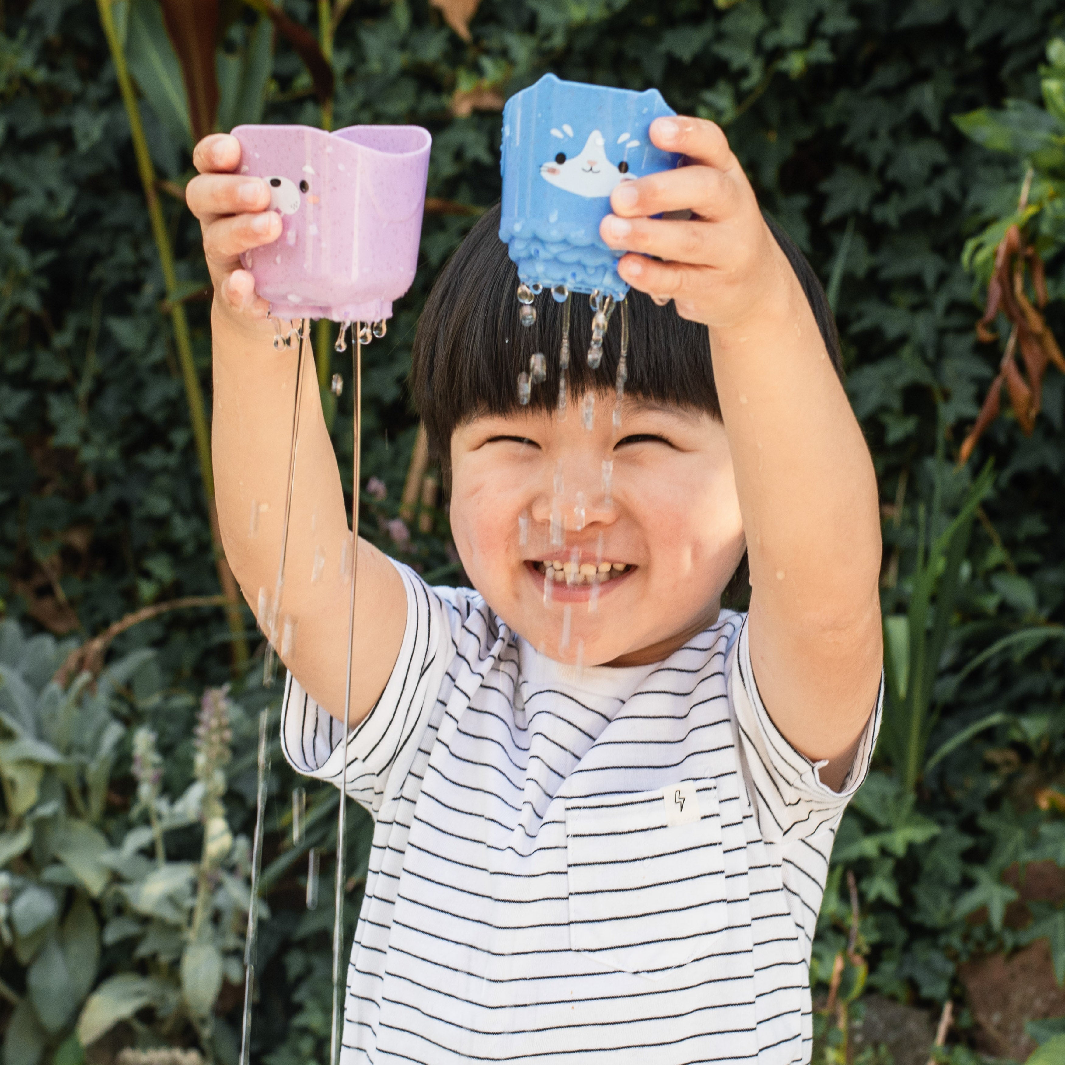 Tiger Tribe Pour & Play Animal Cups Stacking Bath Toy