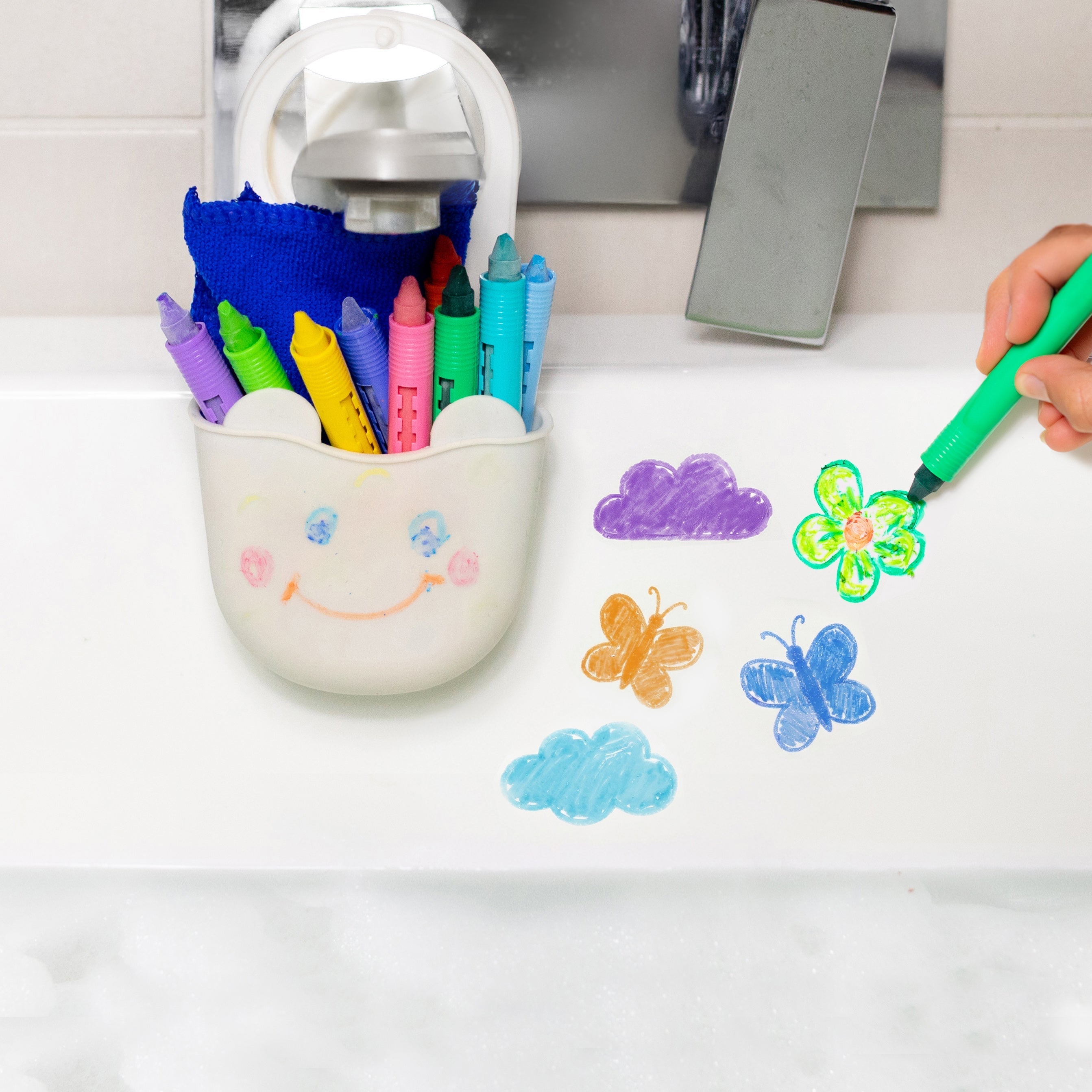 Tiger Tribe Bath Crayon Station Rainbow Splash 12-Piece Set