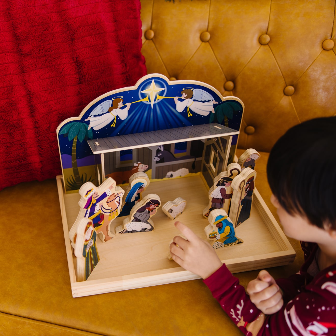 Melissa & Doug Wooden Christmas Nativity Set with Stable 11 Figures