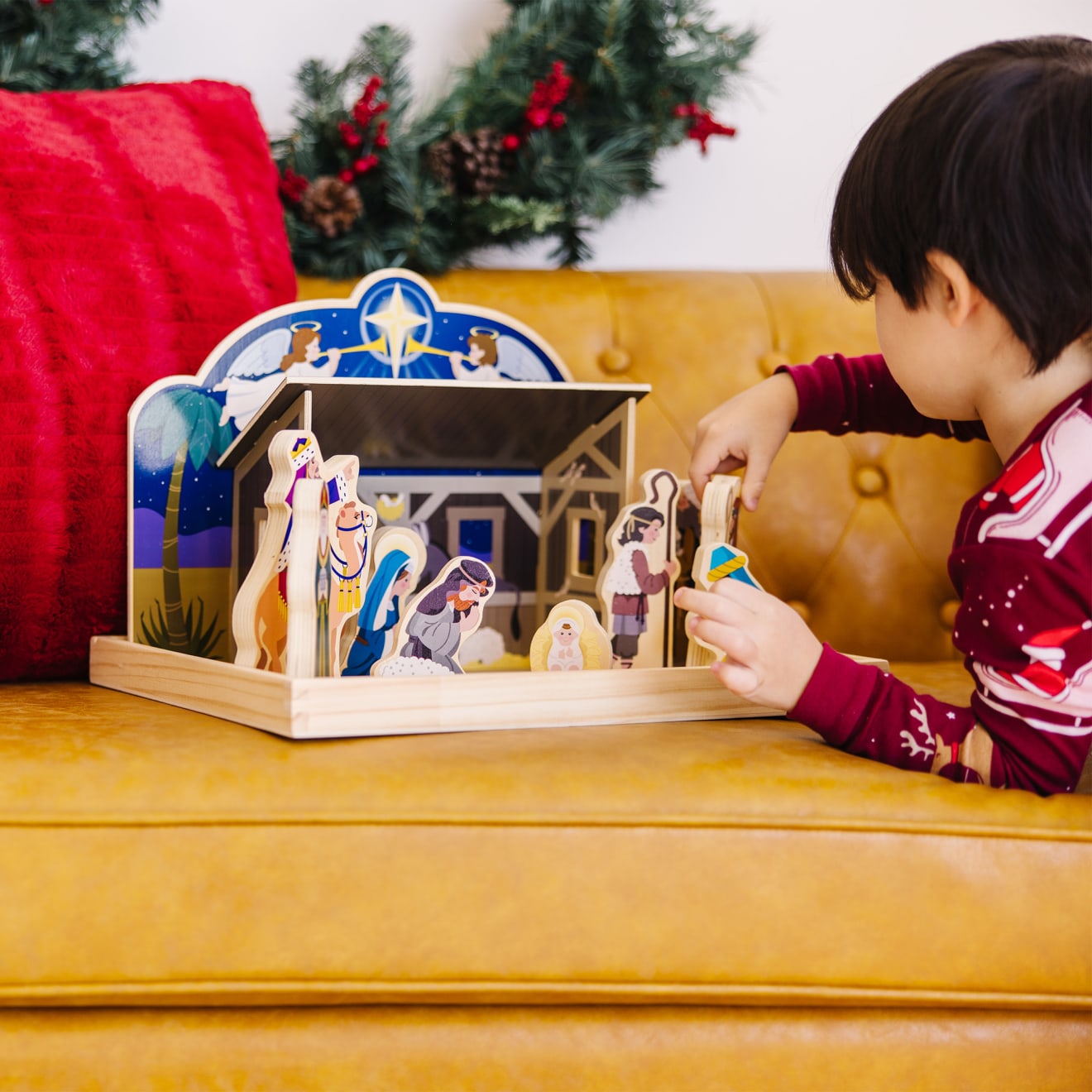 Melissa & Doug Wooden Christmas Nativity Set with Stable 11 Figures