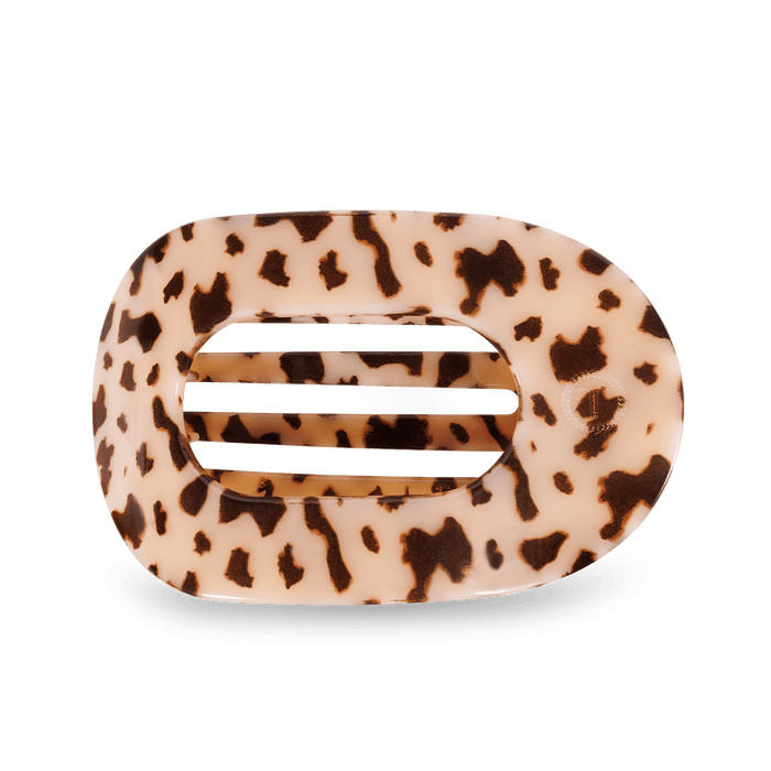 https://cdn.shopify.com/s/files/1/0065/8459/8593/products/blonde-tortoise-large-flat-round-clip-large-hair-clip-730693.png?v=1762200396