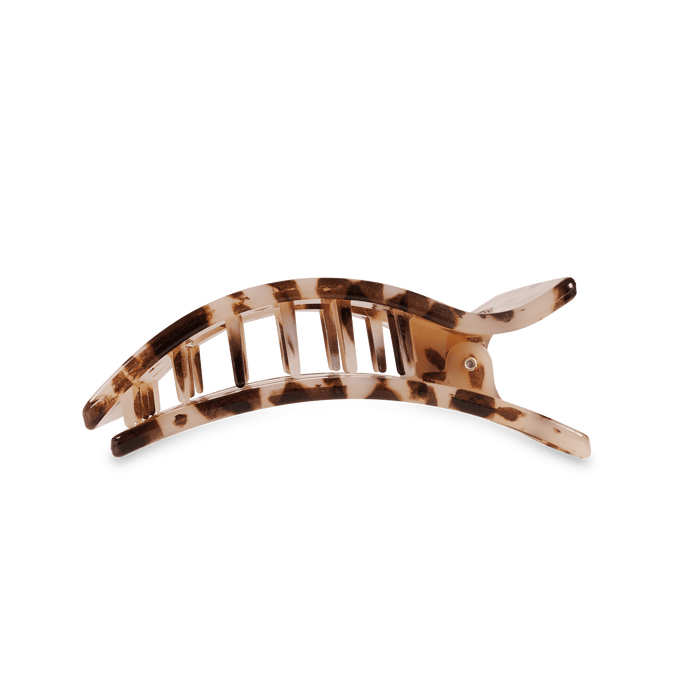 https://cdn.shopify.com/s/files/1/0065/8459/8593/files/blonde-tortoise-medium-flat-rectangle-hair-clip-hair-clips-901774.png?v=1750208352