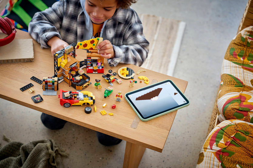 LEGO City Pizza Delivery Experience with Vehicles 60496