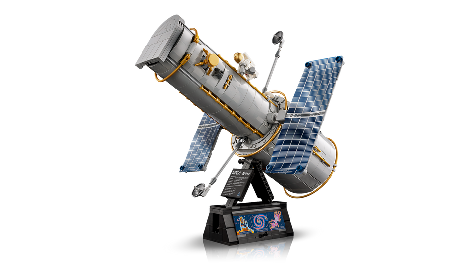 LEGO Icons Hubble Space Telescope Building Kit 1252 Pieces
