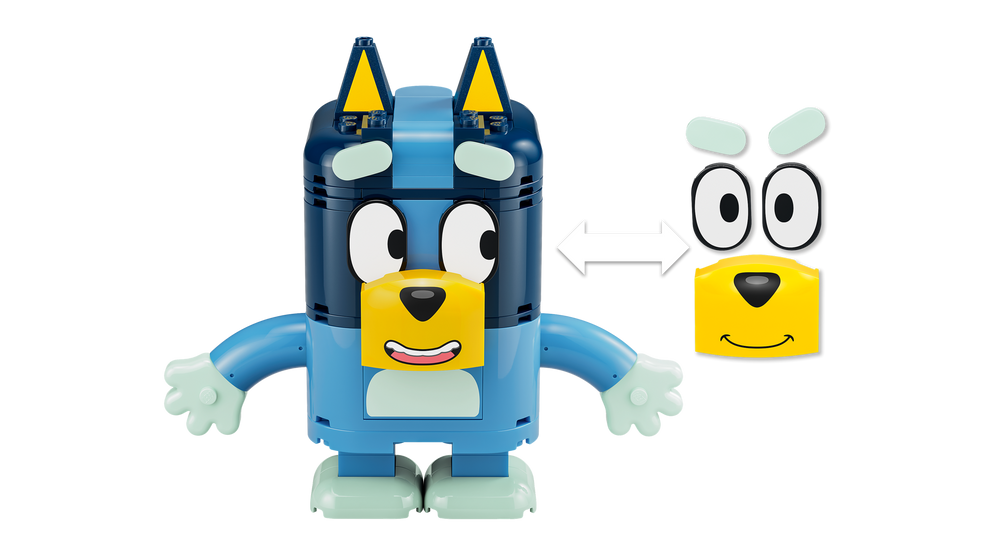 LEGO Brick-Built Bluey Family Set 11217