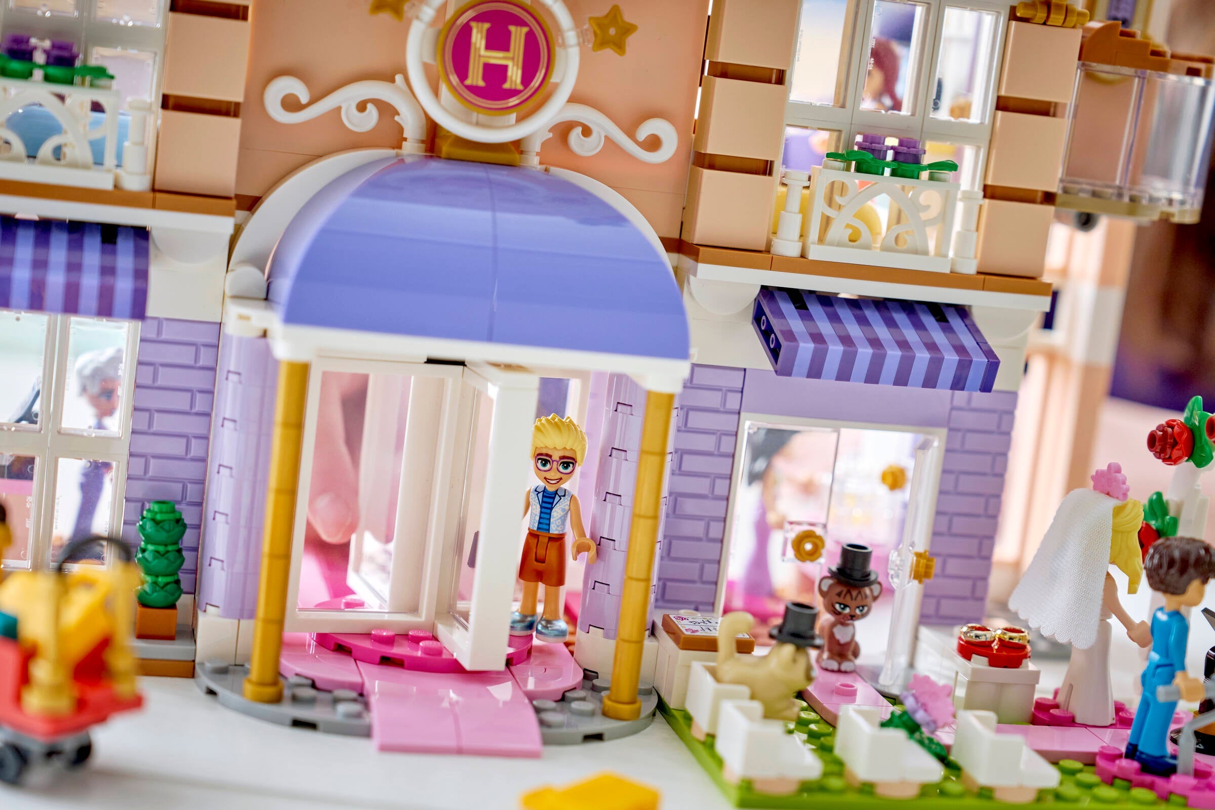 LEGO Friends Heartlake City Grand Hotel 42704 Building Set