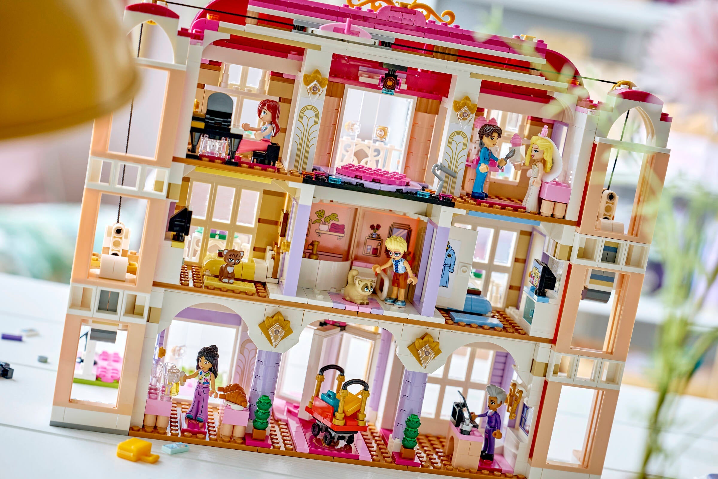 LEGO Friends Heartlake City Grand Hotel 42704 Building Set
