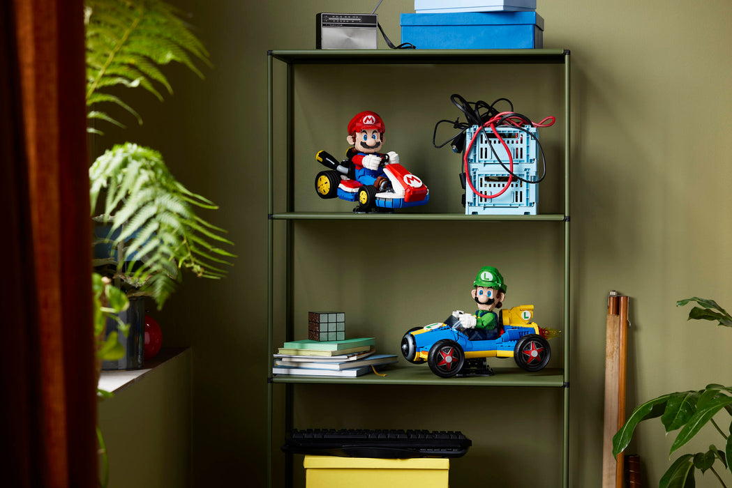 https://www.lego.com/cdn/cs/set/assets/blt440dc7422af720a0/blt7845f046767b6876-72050_72037_Lifestyle_Envr_01.jpg