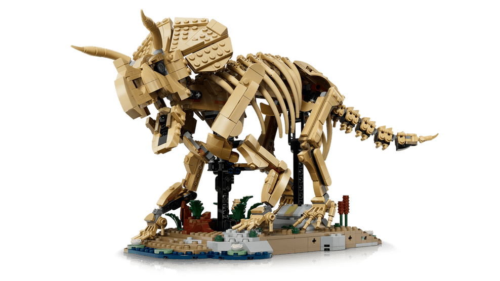 LEGO Jurassic World Dinosaur Fossils Triceratops Model Kit 77985