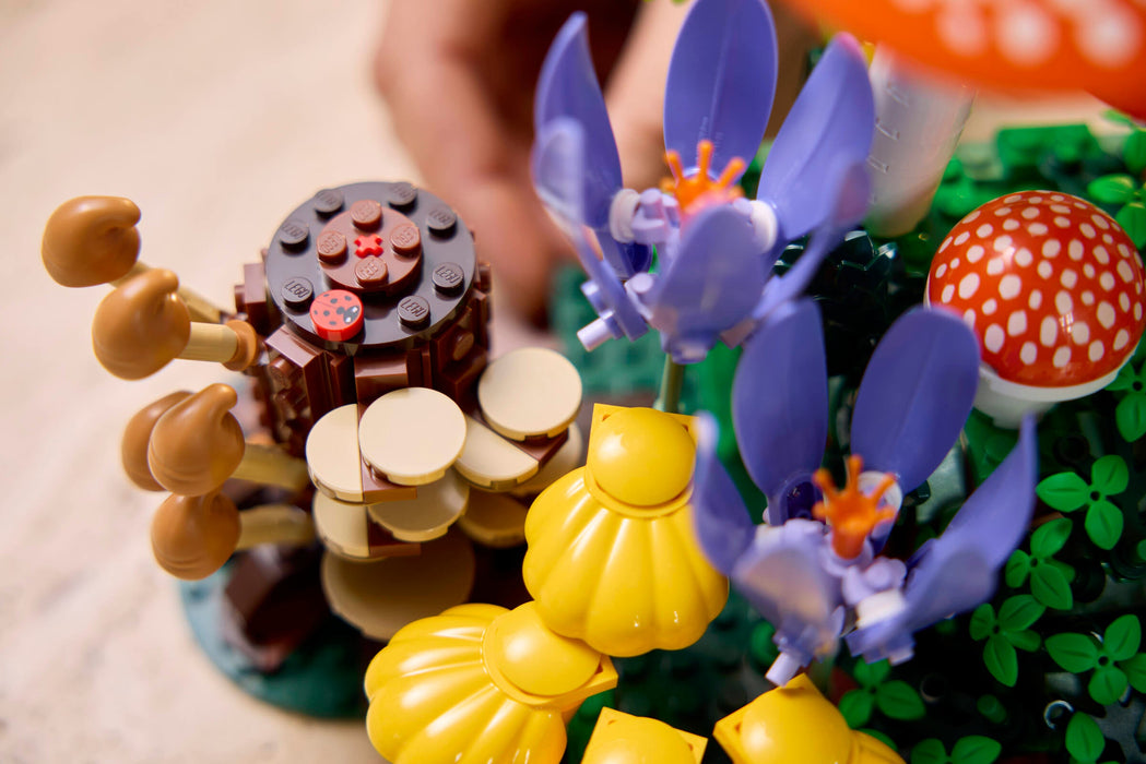 LEGO Woodland Mushrooms Building Kit 806 Pieces