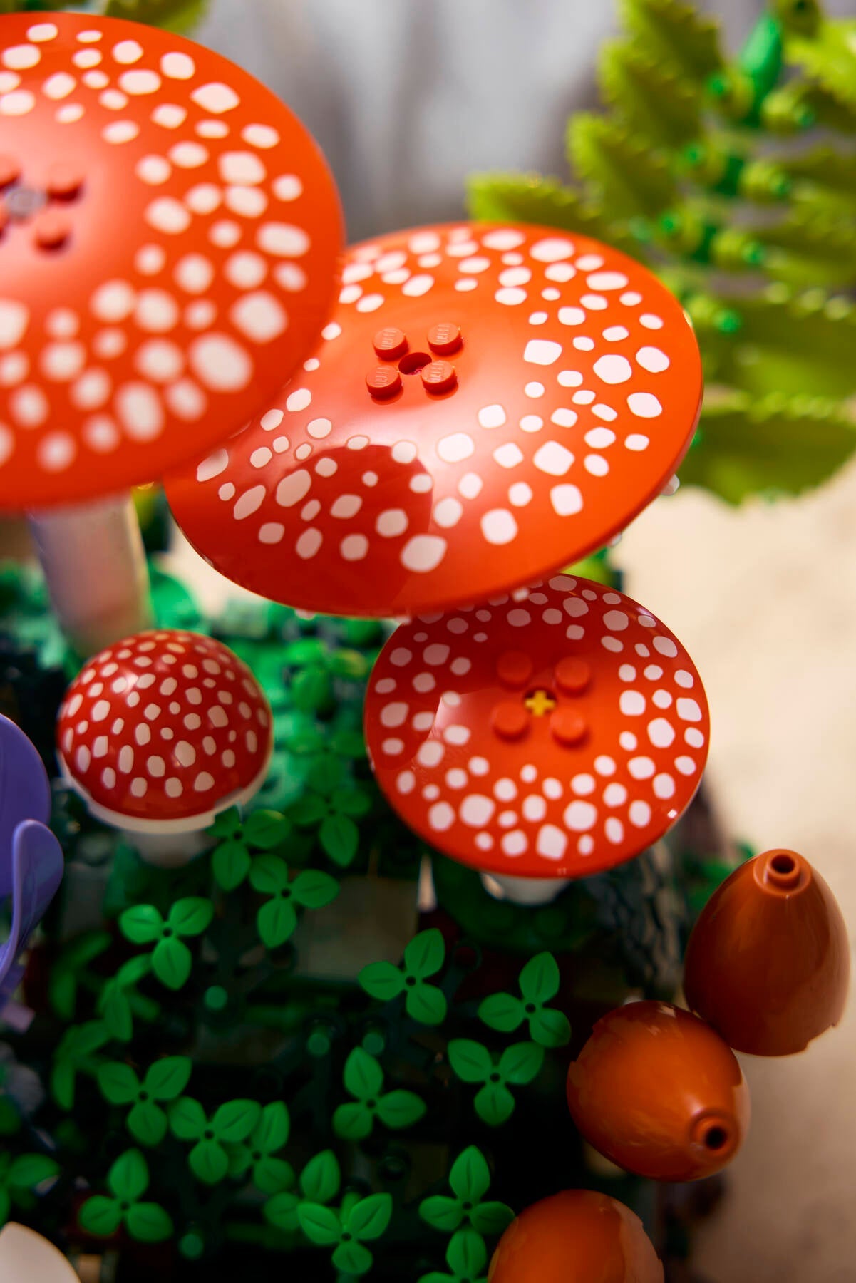 LEGO Woodland Mushrooms Building Kit 806 Pieces