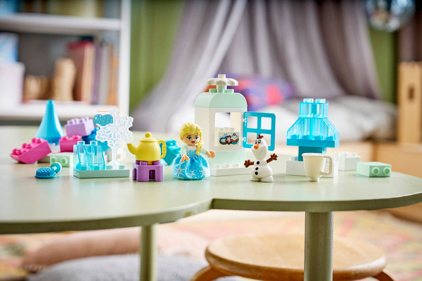 LEGO® DUPLO® Frozen Creative Box with Elsa and Olaf 10462