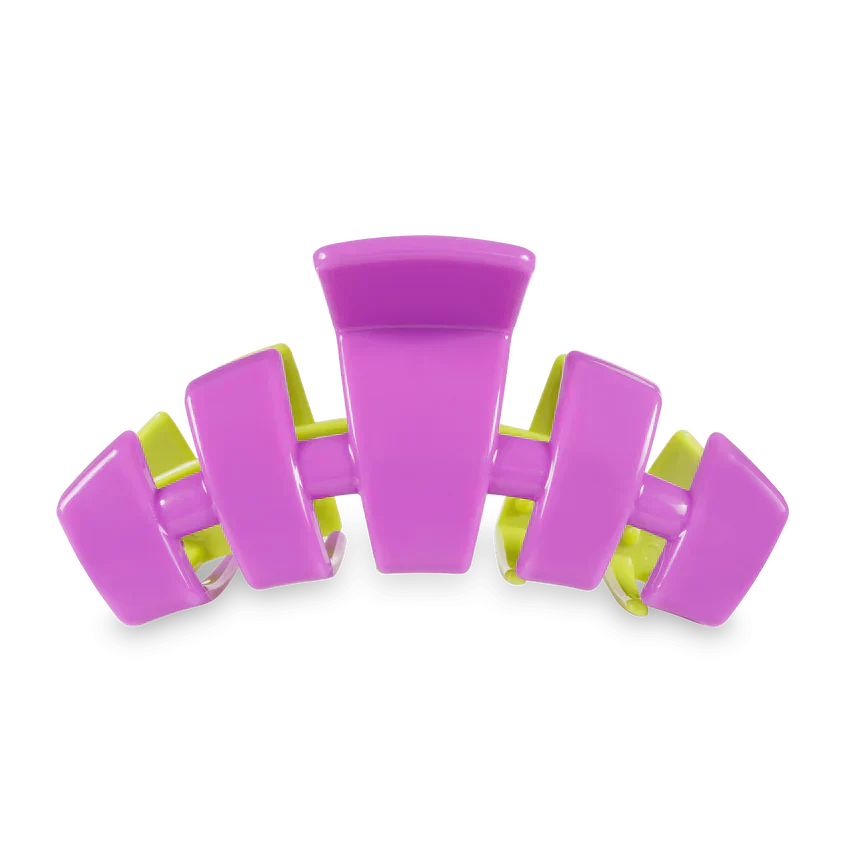 https://cdn.shopify.com/s/files/1/0652/9856/3314/files/classic-witches-brew-large-hair-clip-large-hair-clip-821393_850x850_9bef4492-6037-47f1-a045-441c65b42210.webp?v=1727191734