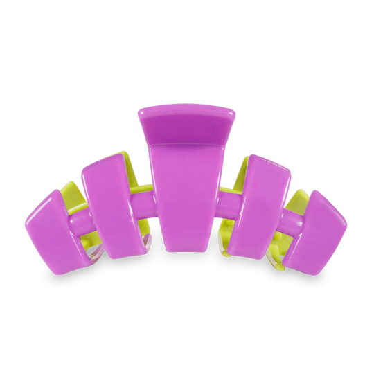 https://cdn.shopify.com/s/files/1/0652/9856/3314/files/classic-witches-brew-large-hair-clip-large-hair-clip-821393_850x850_9bef4492-6037-47f1-a045-441c65b42210.webp?v=1727191734