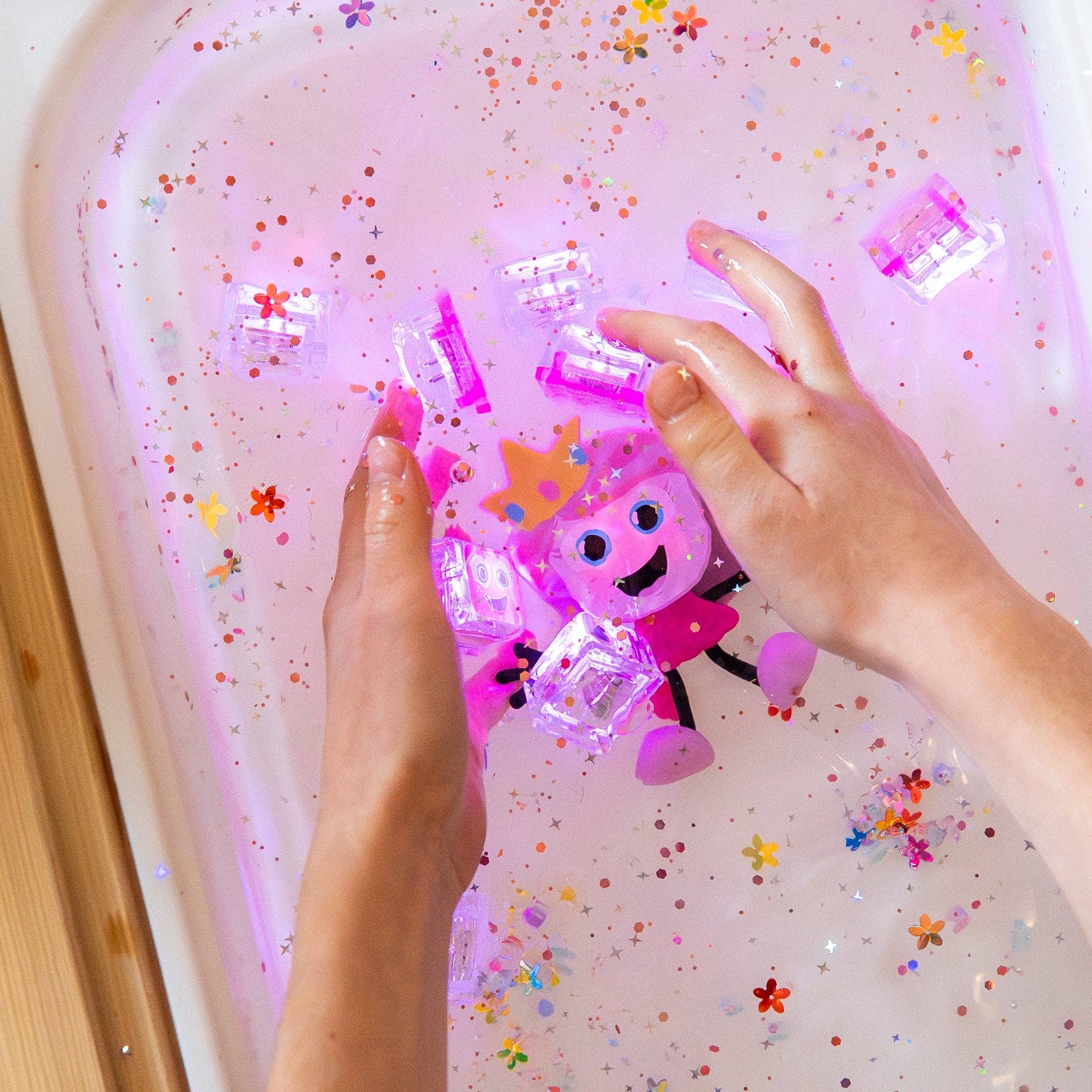 Pink Glo Pals Princess  Ida Light Up Cubes - 4 Pack