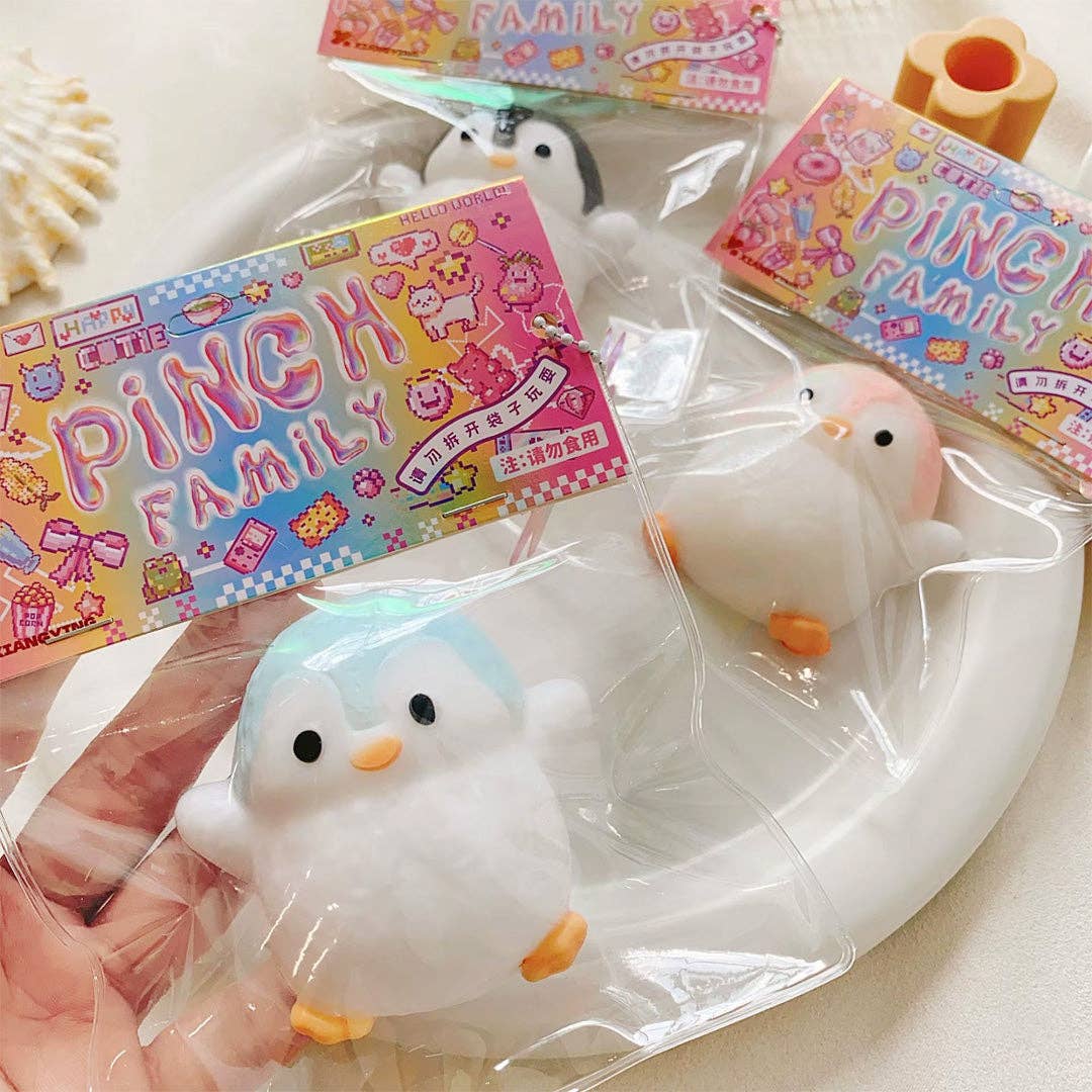 Pinch Family: Taba Squishy Penguin Fidget