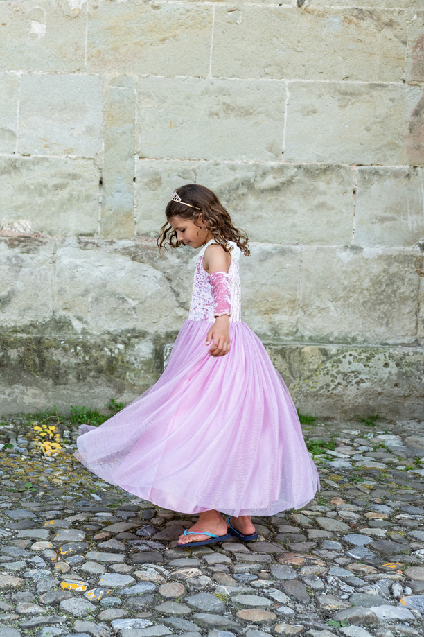 https://cdn.shoplightspeed.com/shops/611380/files/72798476/great-pretenders-velvety-soft-sleeping-sweetheart.jpg