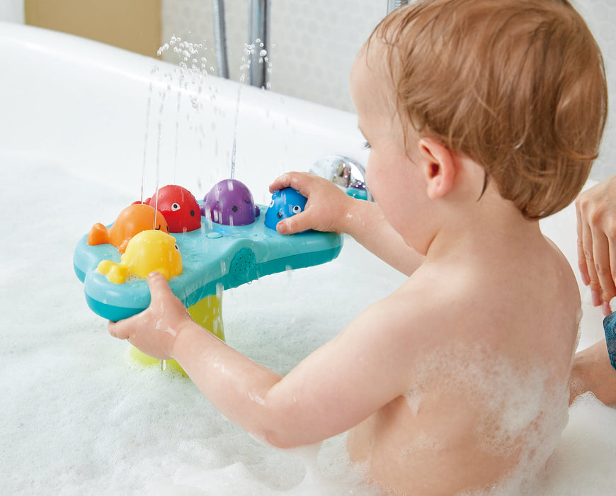 Hape Musical Whale Fountain Bath Toy