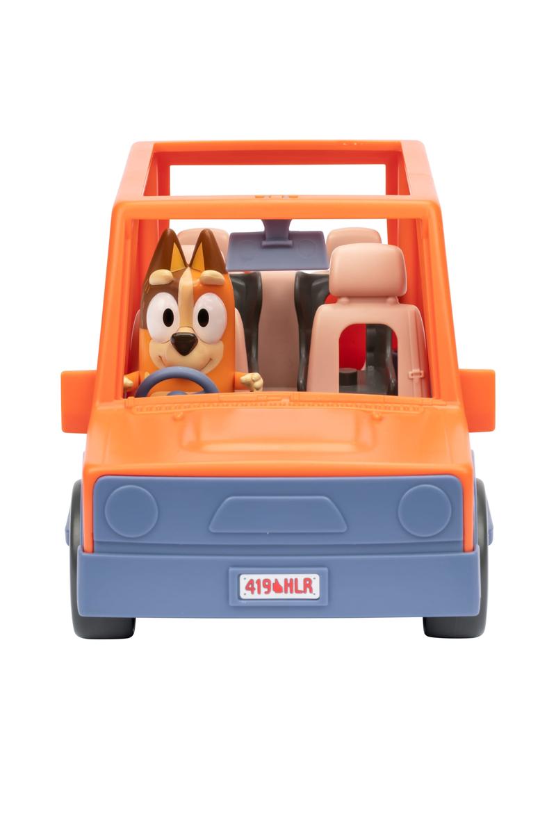 https://license-2-play.com/wholesale-toys/_admin/images/medium/med_06%2017661_BLUEY_S11_HEELER_FMLY_RD_TRIP_O05-min.jpg