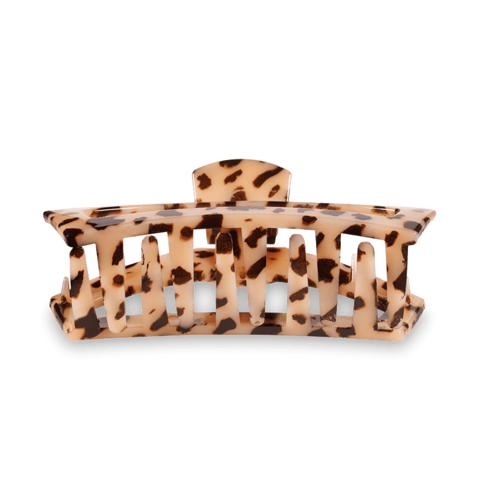 https://cdn.shopify.com/s/files/1/0065/8459/8593/products/open-blonde-tortoise-large-hair-clip-large-hair-clip-782878.png?v=1686691042