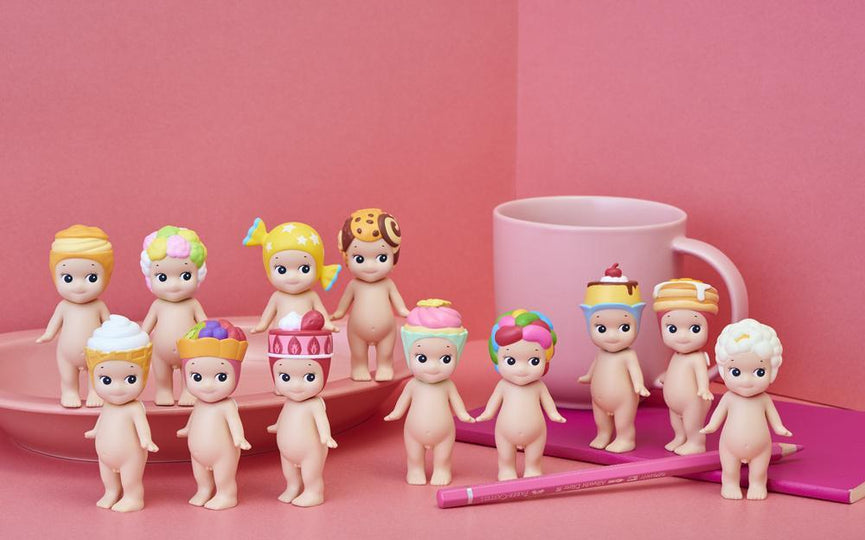 https://cdn.shopify.com/s/files/1/0515/8394/2805/products/products_thumbnail_minifigure-sweets-series-2019_1.jpg?v=1610121513