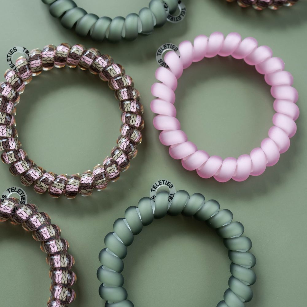 https://cdn.shopify.com/s/files/1/0065/8459/8593/files/sage-it-aint-so-large-hair-ties-hair-ties-6793959.jpg?v=1752708677