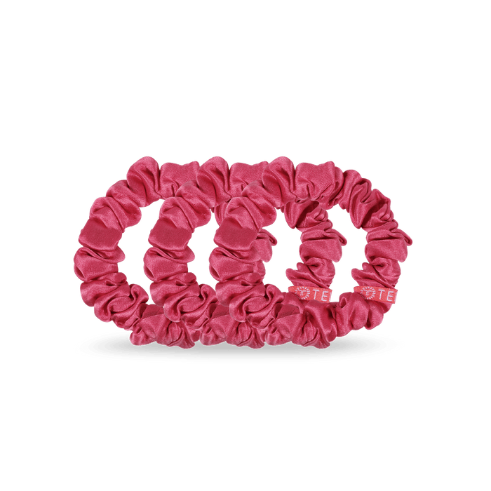 https://cdn.shopify.com/s/files/1/0065/8459/8593/files/slice-of-summer-small-scrunchie-809219.png?v=1718969567