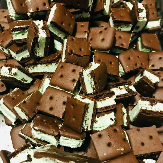 Freeze Dried Ice Cream Sand Mint