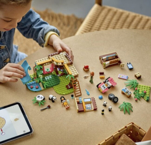 Lego®® Friends Panda Sanctuary Animal Care