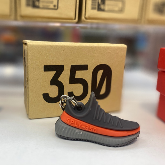 Mini Shoe Keychain with Shoebox